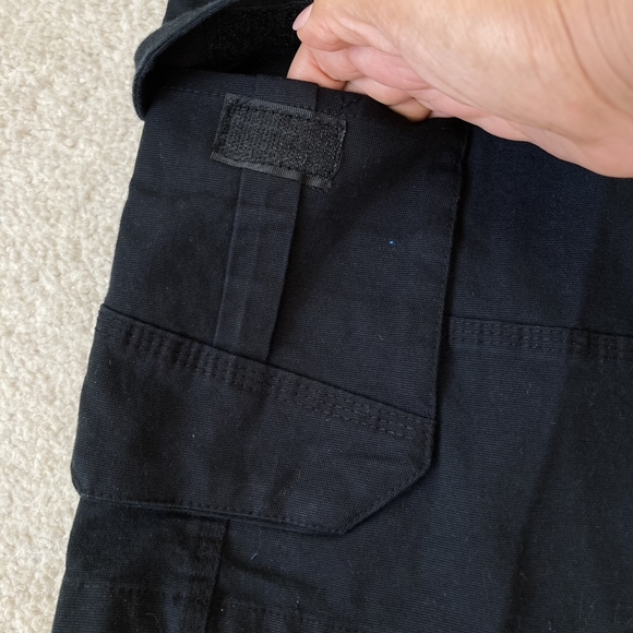 Men's Black Elasticated Cargo Shorts - New without Tags - Size UK Medium - Picture 11 of 16